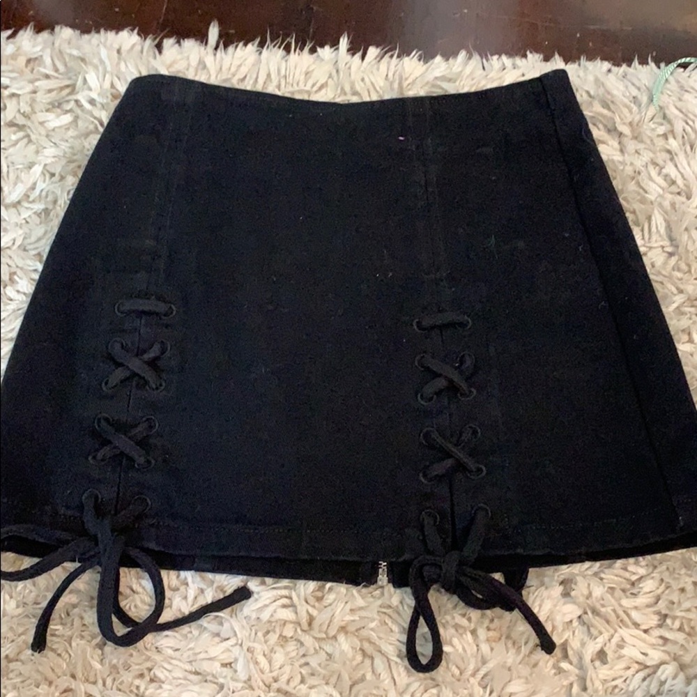 Black tie skirt